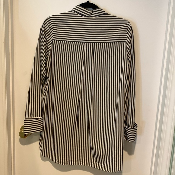 H&M cream/gray striped tunic top. US 4 - Picture 2 of 8